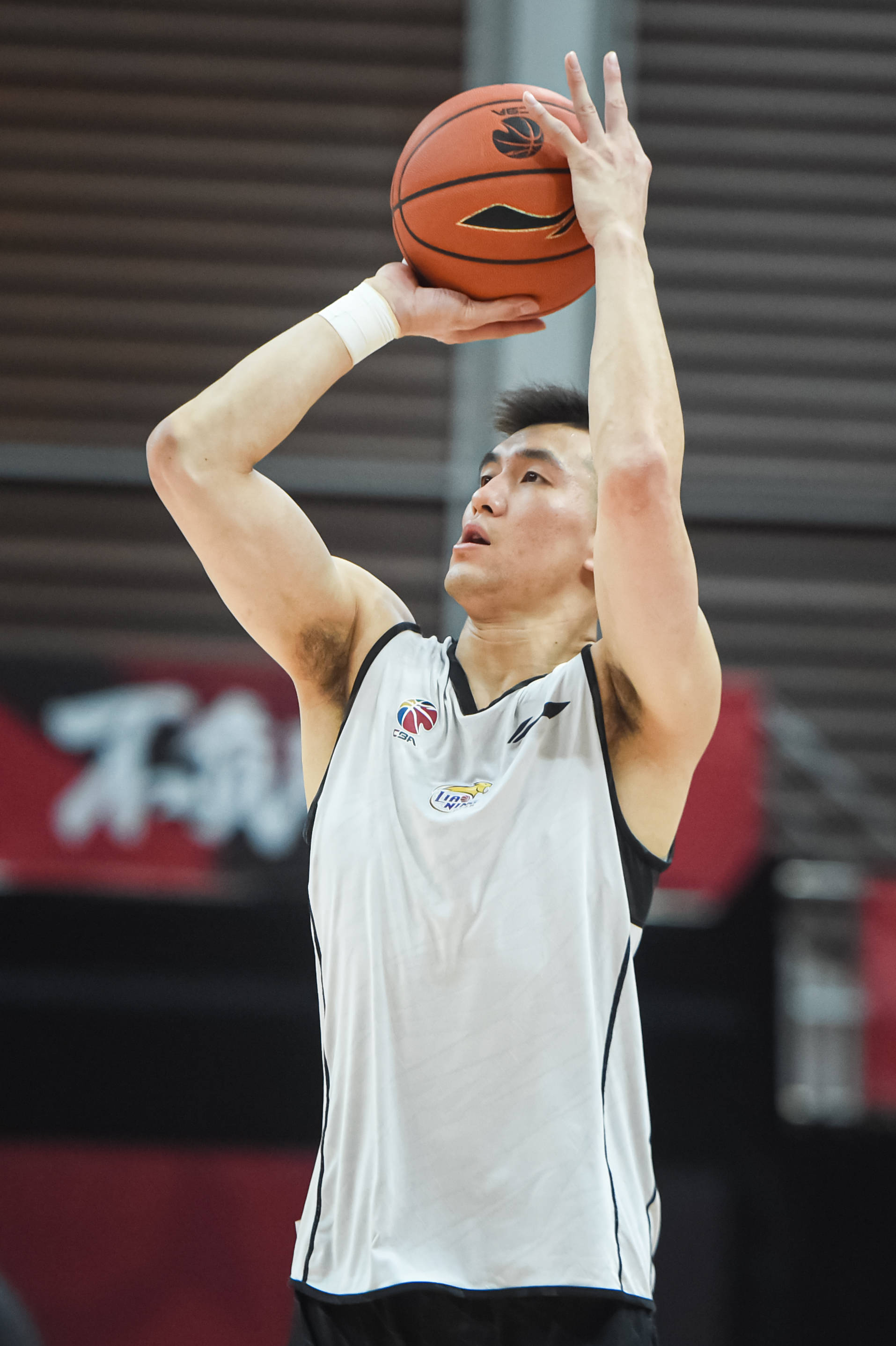 巴黎圣日耳曼梅西助攻内马尔破门（梅西送助攻，内马尔为巴黎圣日耳曼破门）