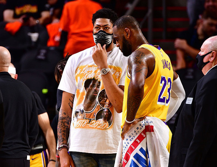 记者：450万+奖金已不足以续约伊尔迪兹；尤文对球员估价上亿（记者称450万年薪加奖金已难续约伊尔迪兹，尤文对其估值已破亿）