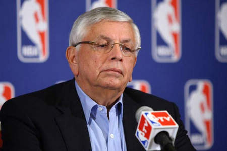 萨内蒂：批评劳塔罗？荒谬，他已经排在国米历史射手榜前五（萨内蒂：质疑劳塔罗毫无道理，他已跻身国米历史射手前五）