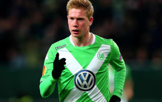 随着曼联1-1遭绝平，英超最新积分榜出炉：阿森纳一枝独秀