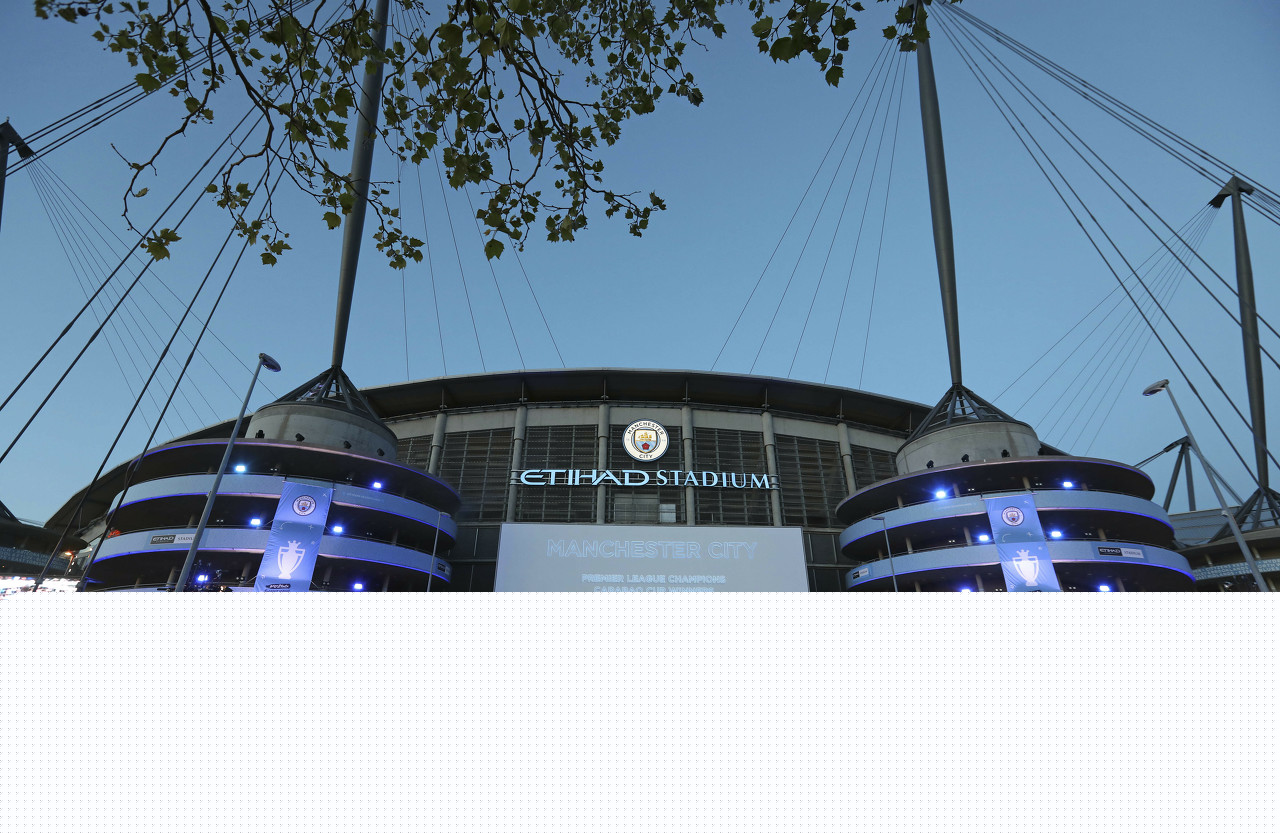 看看这些孩子踢球有没有西班牙味。 留洋联队VS萨瓦德尔友谊赛