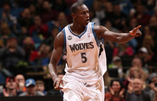 亚冠最新积分战报 成都蓉城上海海港无力赢球 中超三强继续垫底（亚冠积分更新：成都蓉城与上海海港未能取胜，中超三强依旧垫底）